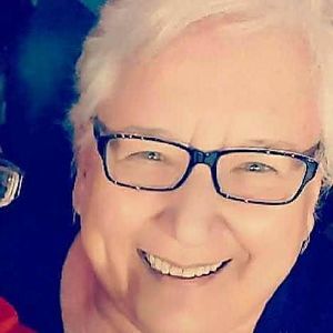 Meet your Posher, Nina